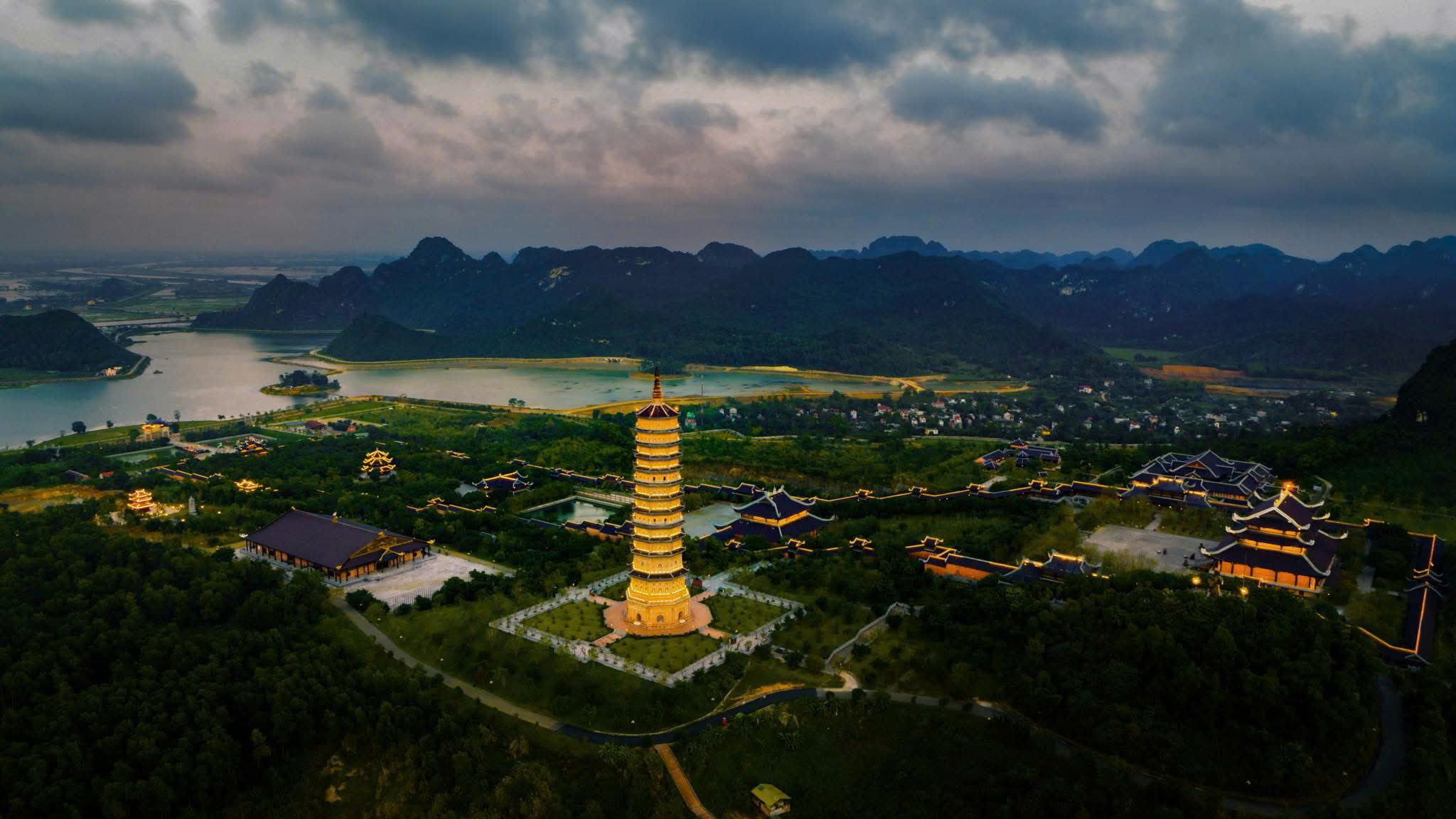 BAI DINH HONORED WITH TRIPADVISOR’S “TRAVELLERS’ CHOICE AWARDS 2025