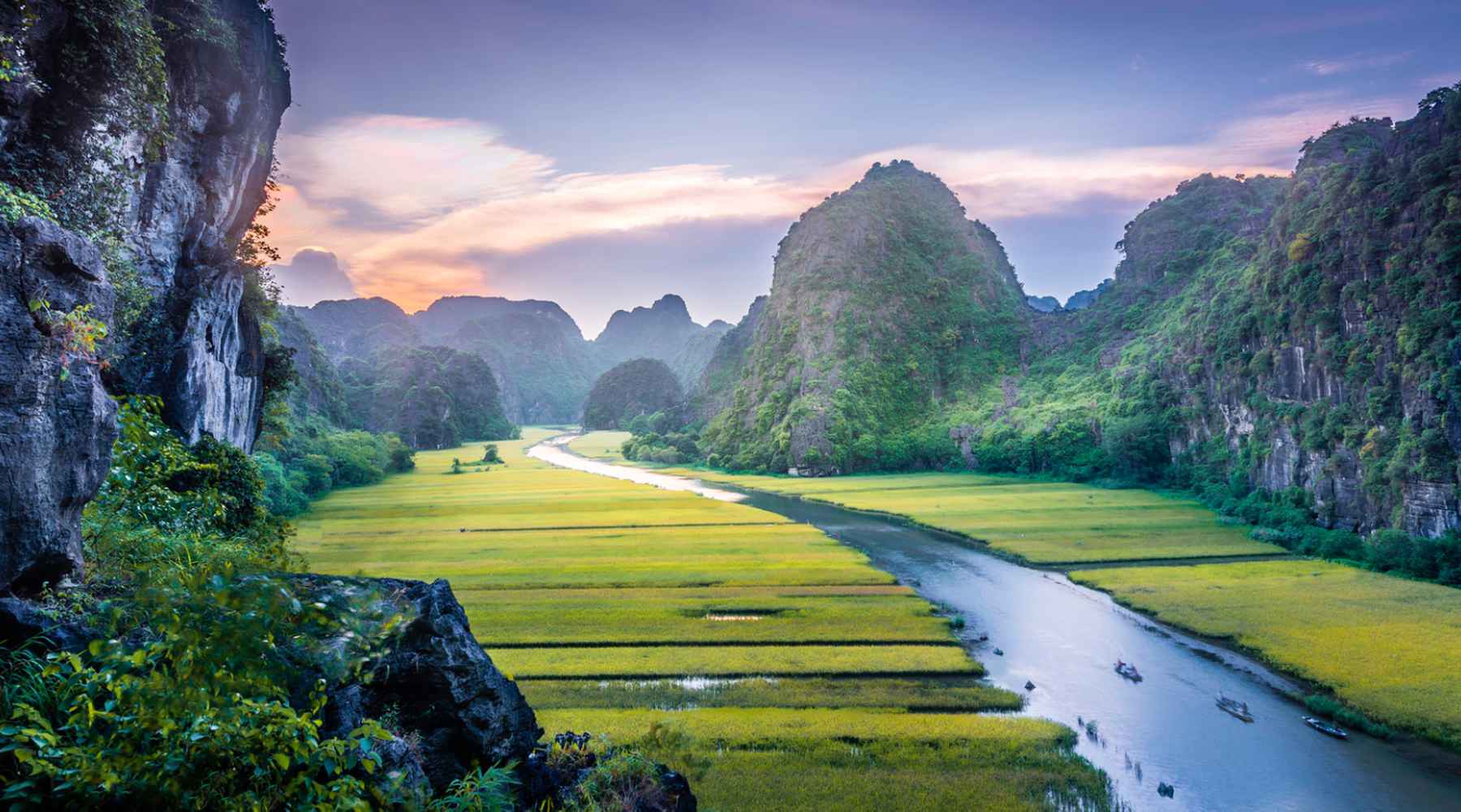 GIÁ TRỊ DU LỊCH NINH BÌNH TRONG MẮT DU KHÁCH QUỐC TẾ